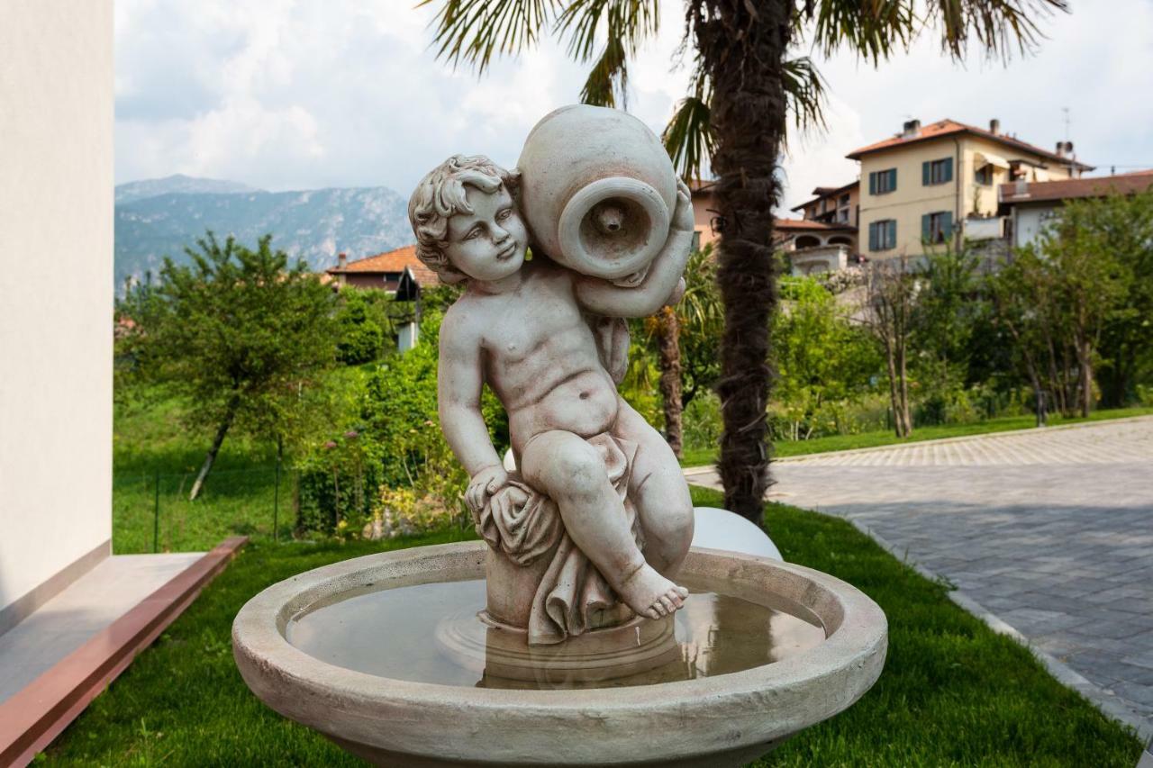 Domus Bellagio Hotel ภายนอก รูปภาพ